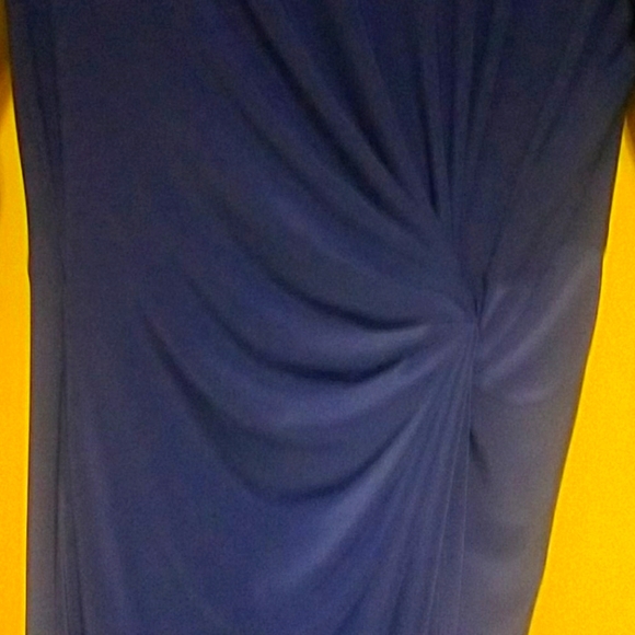 Dress - Picture 1 of 4